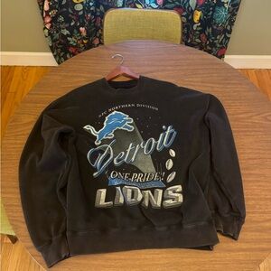 Abercrombie & Fitch Black Crewneck Sweater